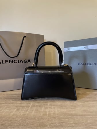 بالنسياقا الحجم اكس سمول (19 cm ) Balenciaga XS
