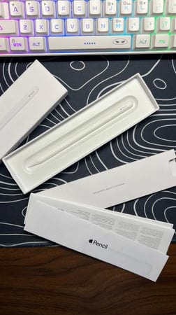 ابل بنسل الجيل الثاني