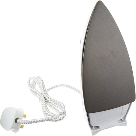 مكواة جافة بلاك آند ديكر - لون أبيض، موديل F150-B5، خفيفة الوزن وأداء كلاسيكي مميز