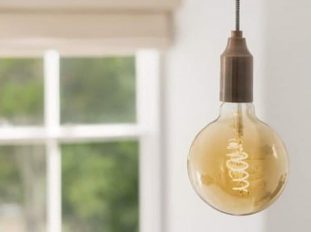 لمبة ليد G125 حلزونية زجاجية عسلية ديكور كروي بلب أصفر 2700K