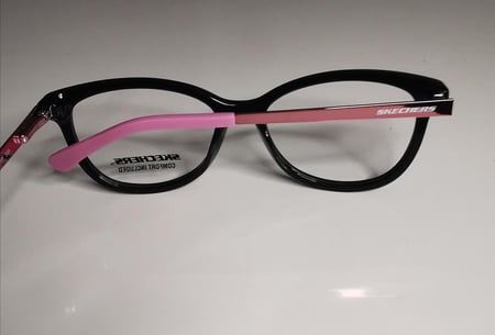 نظارة سكيتشرز Skechers 1685 001