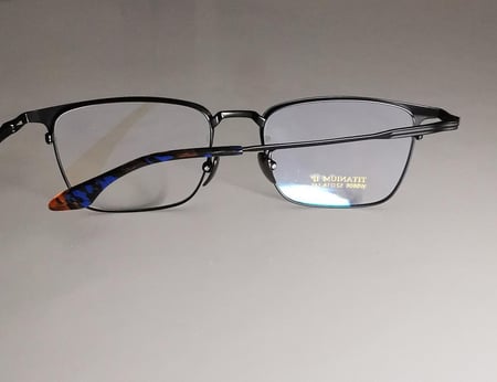 نظارة في سي VC 6606 C1