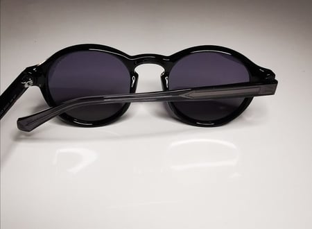 نظارة جيس Guess 00049 01D