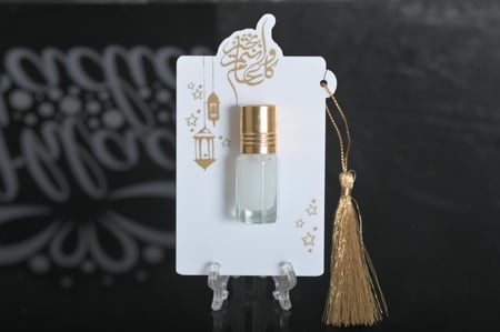 مجموعه (12)  قواعد اكريلك لتزيين التوزيعات والمناسبات بي عبارة كل عام وانتم بخير مع ربع تولة عطر