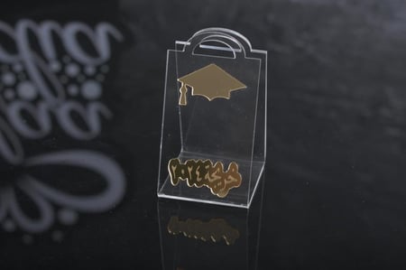 مجموعه (12) شنطة اكريلك بي عبارة حسب الطلب 5*8سم