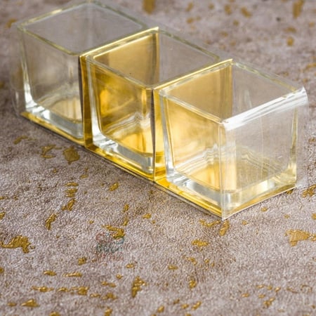 مجموعة (12) فازة زجاج مربعه للحلى - 5*5 سم