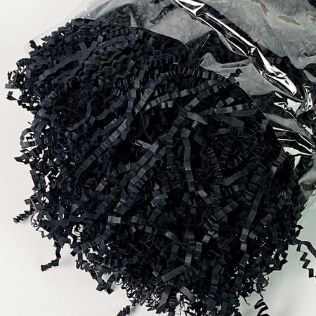 قصاصات ورق أسود مجعد و مقوي لتغليف الهدايا والمنتجات - 100 جرام