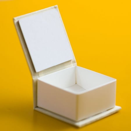 مجموعة (12) علبة توزيعات مولود بعبارة *اللهم انبته نباتا حسنا*