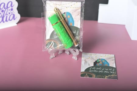 مجموعه(12) كروت غمرة مع الروج والكحل والاستاند