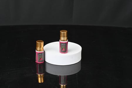 مجموعه(12) عطر ربع تولة مع استيكر لليوم الوطني