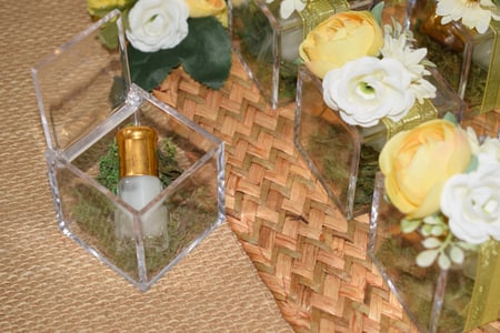 توزيعات المسك أصفر