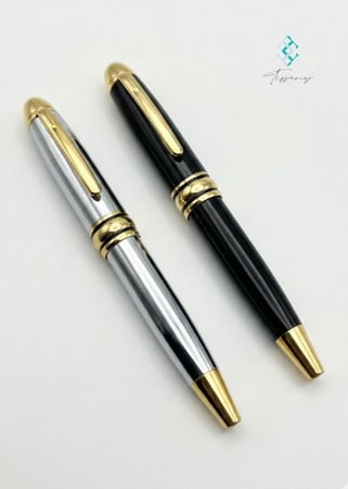 ثوب العيد + بشت ملكي