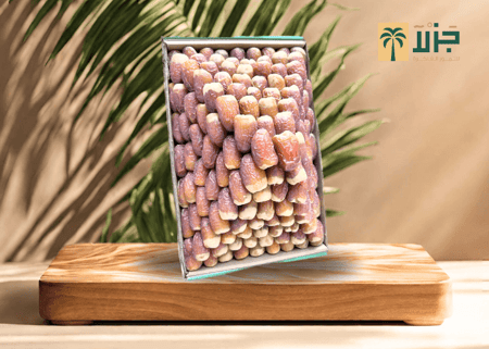 تمر صقعي القصيم ملكي سوبر جامبو 7 ك من متجر جزلا للتمور الفاخرة