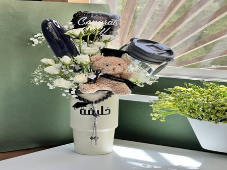 مق للخريجين الشباب