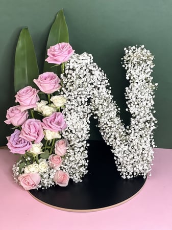 ديكور حرف بالورد - لمسة فنية مميزة من مسرات