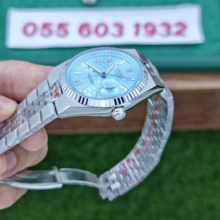 ساعة رولكس لاند دويلر