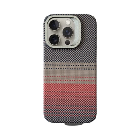 HELMET كفر ايفون 15 برو ماكس هواتف لطيفة ذات حامل العدسات المعدنية بنمط الياف الكربون الرملية الفضية الانيقة / لون بركاني = 653998673567