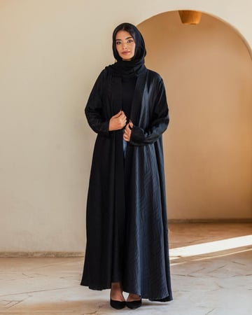 عباية سوداء جاكار بقصة كلوش