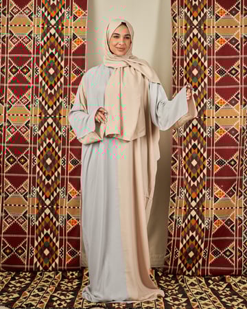 شرشف صلاة بلونين البيج والرمادي الفاتح - سحاب