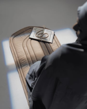 سجادة صلاة باللون البيج-شمواه