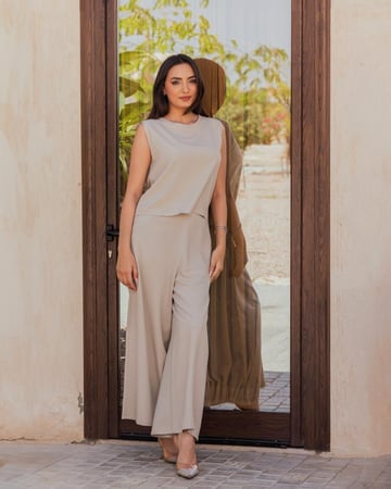 طقم توب وبنطلون بيج -كتان