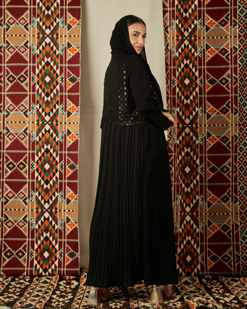 عباية سوداء كريب بليسيه فاخرة