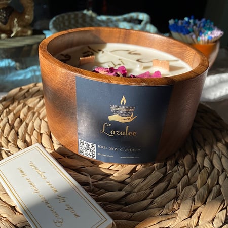 شمعة عبق الخشبية