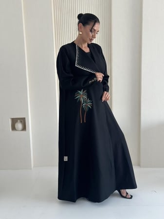 عباية كتان سوداء