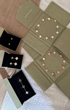 سلسال فينتاج الامبرا حجر وردي -روز قولد