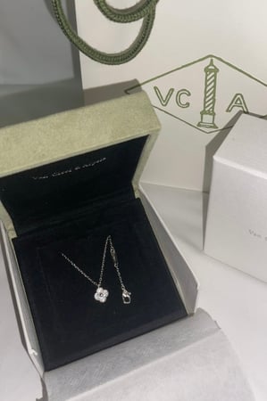 سلسال سويت الامبرا فل دايموند -سلفر