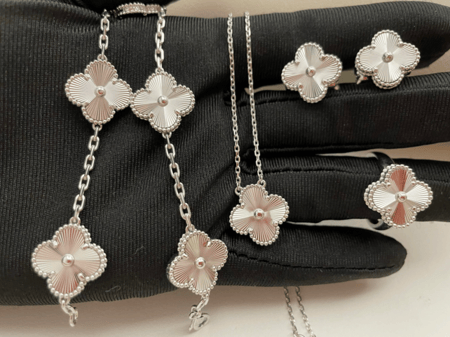 سلسال فينتاج الامبرا -سلفر