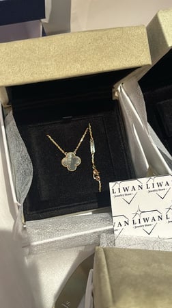 سلسال فينتاج الامبرا حجر عرق اللؤلؤ -روز قولد