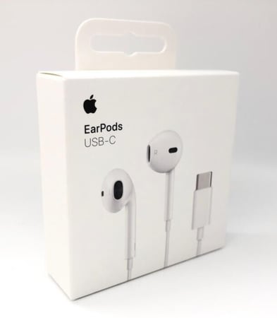 11 قطعة ساعة الترا مع حماية و 7 اساور وسماعة  برو وسماعة سلك ايفون لايتينج او تايب سي