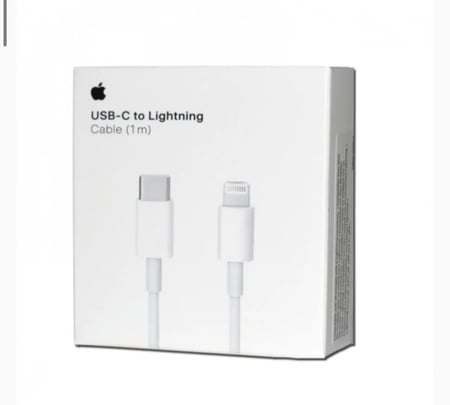 بكج 4قطع فيش جداري تايب سي وكيبل تايب سي لايتنيج  وسماعتين سلكية لايتينج وتايب سي