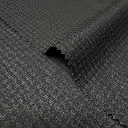 نقشة السيف - شتوي بتصميم مستوحى من التراث السعودي