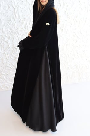 عباية دلال -أسود