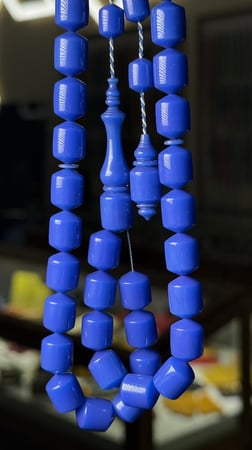 من عصي قديمه