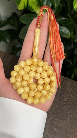 كهرمان طبيعي