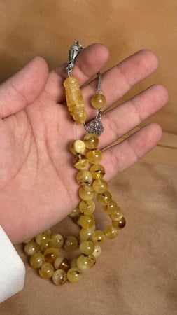 كهرمان طبيعي