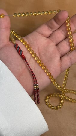 كهرمان طبيعي