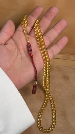 كهرمان طبيعي