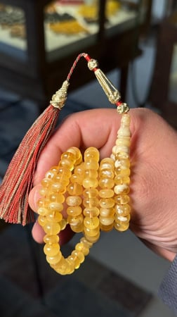 كهرمان طبيعي ذروي فاخر