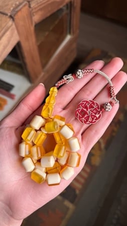 مستكا منوصف