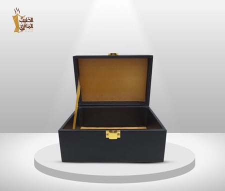 شنطة عود كلاسيكية