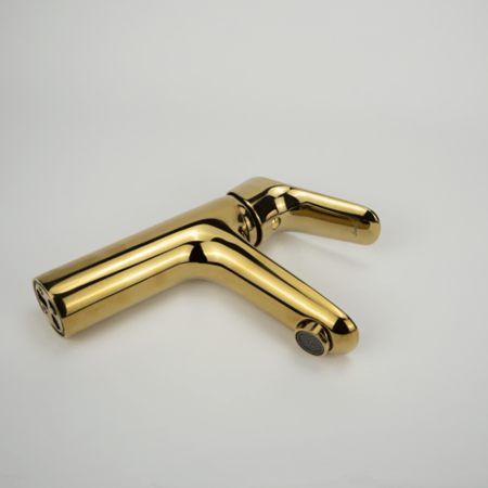 خلاط مغسلة طويل مقبض مسطح بلون ذهبي لامع سهل التنظيف من عسك للأنابيب