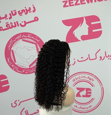 باروكه شعر طبيعى   طول 22أنش كثافه 180 اسود طبيعى جذور اماميه فروه دانتيل كيرلى
