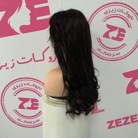باروكه شعر طبيعى  طول 22 أنش كثافه 250 قصه مدرجه  اسود طبيعى جذور اماميه فروه دانتيل