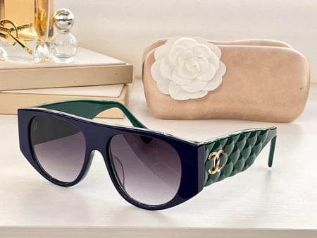 نظاره ماركة Chanel
