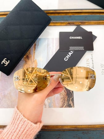 نظاره ماركة Chanel