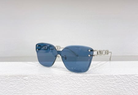 نظاره ماركة LV